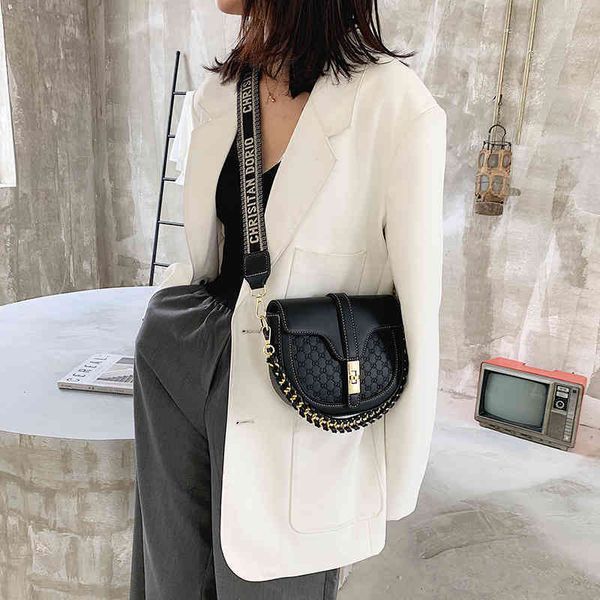 

2022 new designer handbags small female fashion embossed small round capacity portable single shoulder