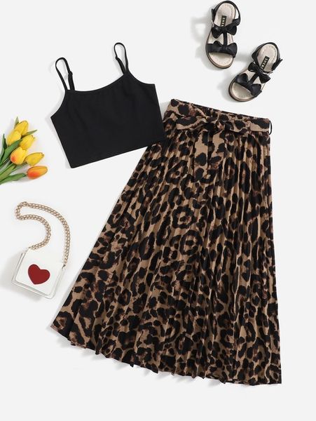 

girls solid crop cami & leopard print pleated skirt she, White