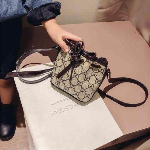

90% off to shop online handbags on printed children's small single shoulder versatile girl's mini bucket