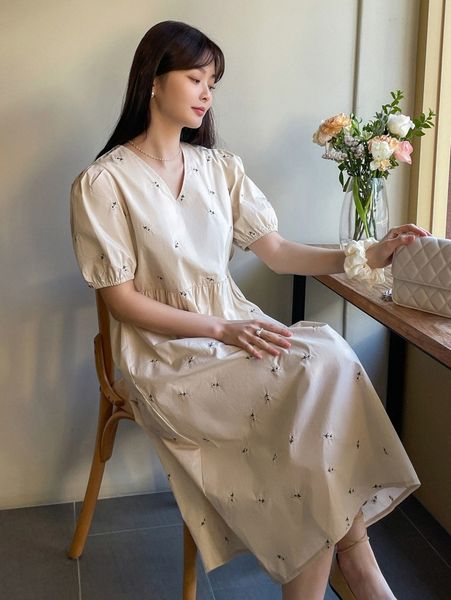 

dazy floral embroidery keyhole back dress 80ys#, Black;gray