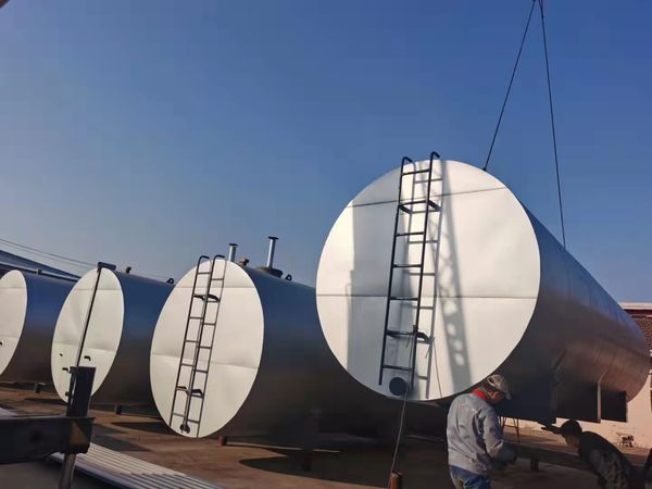 

equipment heat transfer oil type asphalt heating storage tank