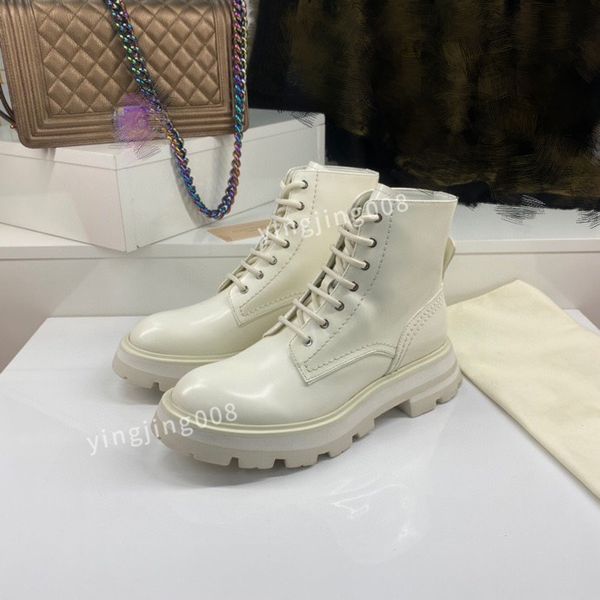 

2022 dress shoe designer sneakers with rhinestones crystals mens slip-on sneaker stretch mesh black white red glitter runner flat trainers s