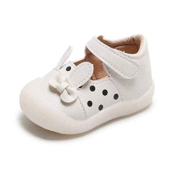 Sandq de areia atlética Meninas Mary Jane Sapatos brancos Polca plana DOTS Rosa Bowtie Princess Footwear reforçado Toe Zapato 2022 Springathletic