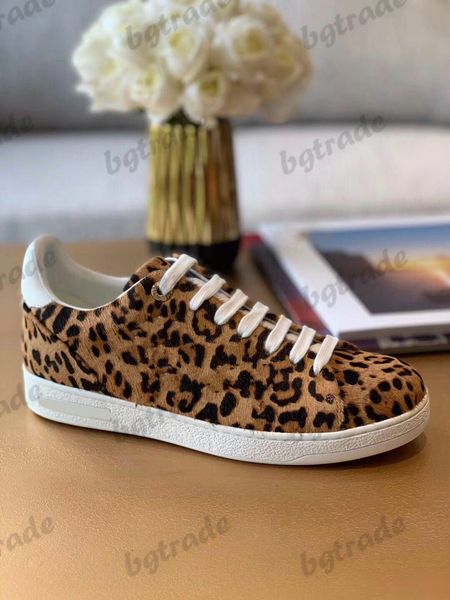 

frontrow designer running shoes for men women calfskin leather flat sneakers fashion leopard grain runner trainers white lace-up casual shoe