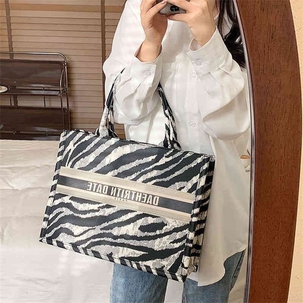 

tote bag fashion large capacity handbag personalized niche shopping bag factory store online