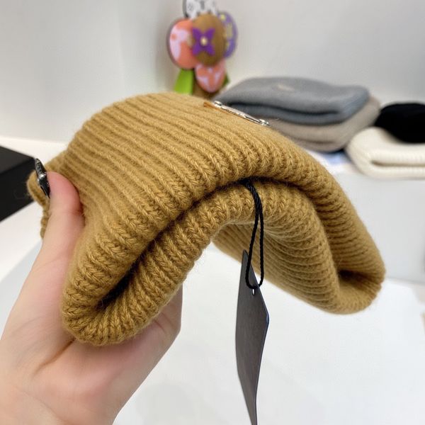 

fashion luxury beanie skull caps classic triangle knitted hats designer hat for women men winter warm letter printed wool cap casquette bean, Blue;gray