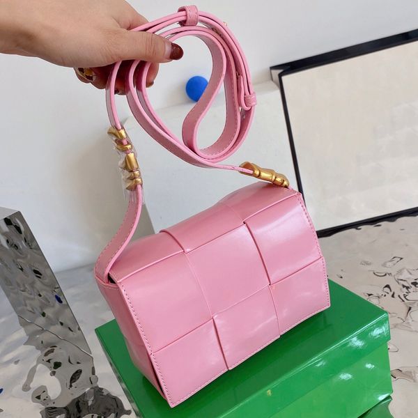 

2022 women bags crossbody handbag one-shoulder pillow versatile design leather stylish high-end small square handbag 252