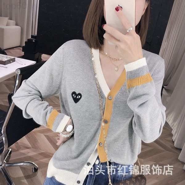 

women's sweaters designer 2021 autumn wear kawaguchi baoling knitted cardigan women's play love v-neck sweater coat air conditioni, White;black