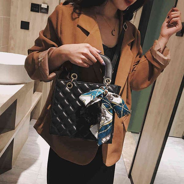 

bag female 2022 new trendy korean version versatile messenger handbag small lingge bags princess fashion portable bride handbags