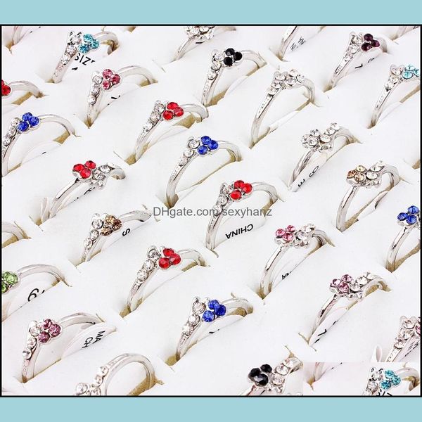 Bandringe Schmuck 50 stücke Großhandel Gemischte Lose Glänzende Kristall Strass Kind Kinder Verlobung Hochzeit Braut Finger DHN31