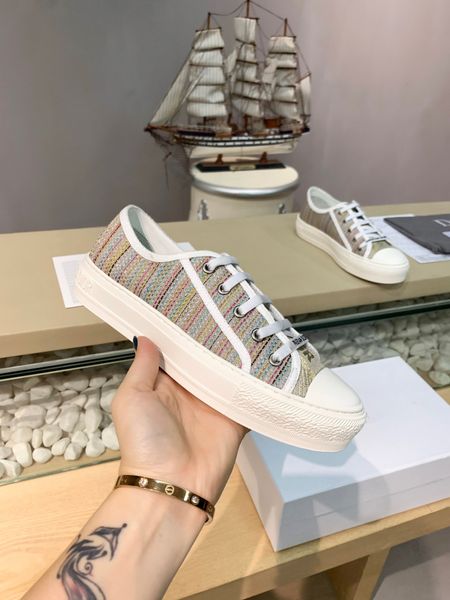 

lady thick soled casual shoe leather sneaker letters lace up platform leisure women shoes fashion limit flat canvas with fullpackage 0625, Black