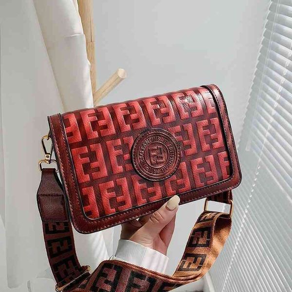 

60% off factory online clearance handbag direct small square bags