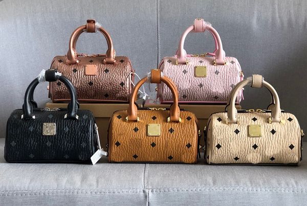 

2022 mini essential boston bag