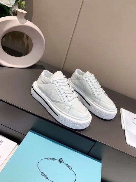 

european station women s shoes 2022 summer new thick-soled sponge cake canvas shoes with fashion casual shoes, Black