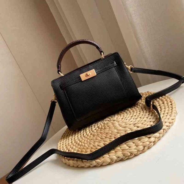 

c shoulder msenger small handbag 2022 luxury brand fashion design versatile ladies bags