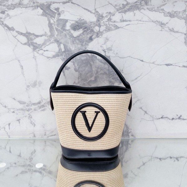 

designer shoulder bags luxurys handbag fashion messenger bag lady bucket crossbody pocket women handbags straw material purse 3colors totes