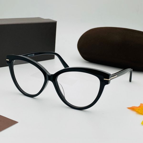 

womens eyeglasses frame clear lens men sun gasses fashion style protects eyes uv400 with case 5673, Silver