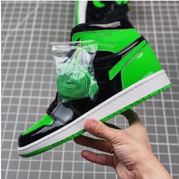 

1s patent bred green blue red black leather basketball shoes high board man women jumpman 1 low shadow reverse sneakers ,with extra laces
