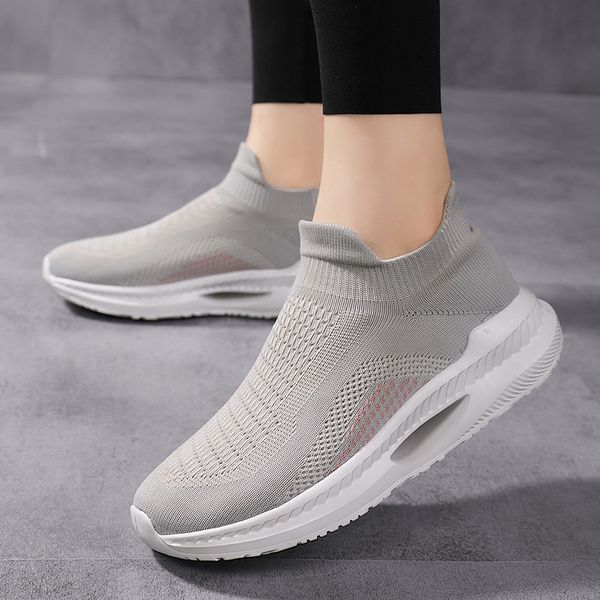 

mens womens basketball shoes outdoor sports sneakers trainers grey