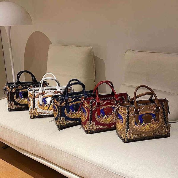 

5 colors designer bags trendy vers handbag classic gold plated medusa decorated totebag palace print shoulder bag selling square large