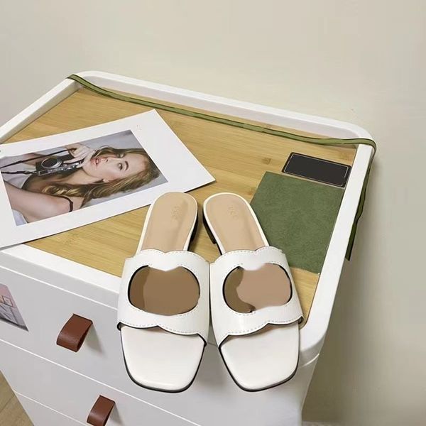 

2022 summer new five-color flat slippers op27 classic square heel hollow open-toe comfortable casual wear versatile fashion beach shoes, Black