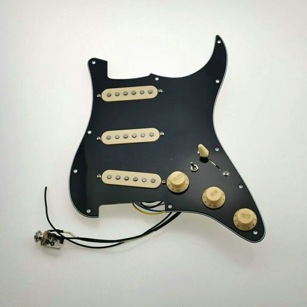 Upgrade vordrehete SSS -Gitarren -Pickguard Yellow Alnico 5 Coil Split Pickups 7 Wege SWTICH -Schweißgurt