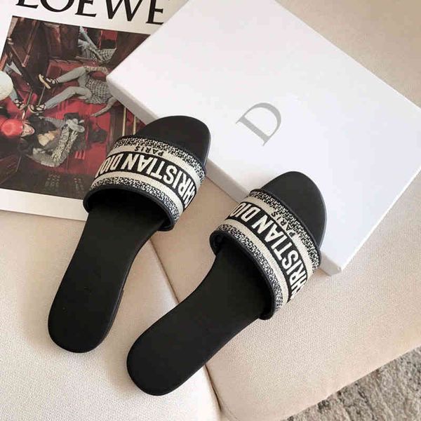 

designer summer dr flat bottom embroidered women's sandals wear delicate fashion trend italian style, Black