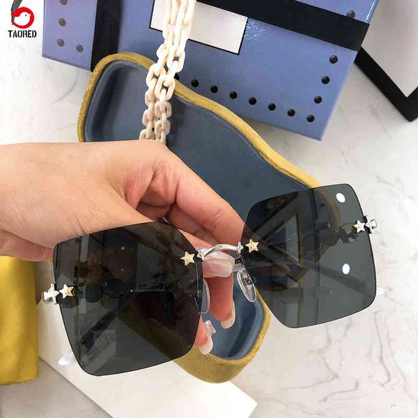

2022 luxury women's sunglass chain square frame framels elegant eyewear vintage female pearl glass brand eyeglasses sun glasses for men, White;black