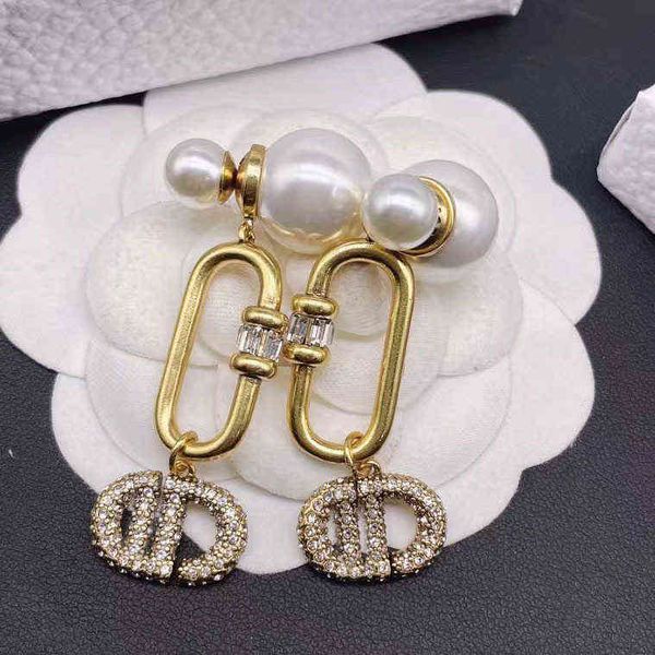 

outlet gold letter earrings 2022 new red back hanging pearl earrings pqpq, Golden