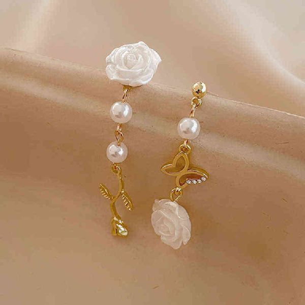 

fashion rose tassel butterfly camellia earring 2021 flower earring accessories luxury pearl women earrings jewelry aa220318, Golden;silver