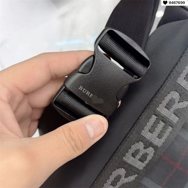 

burbrerys crossbody handbags bags burbrery onthego tote luxuries designers women bag purses totes designer woman handbag shoulder wallet par