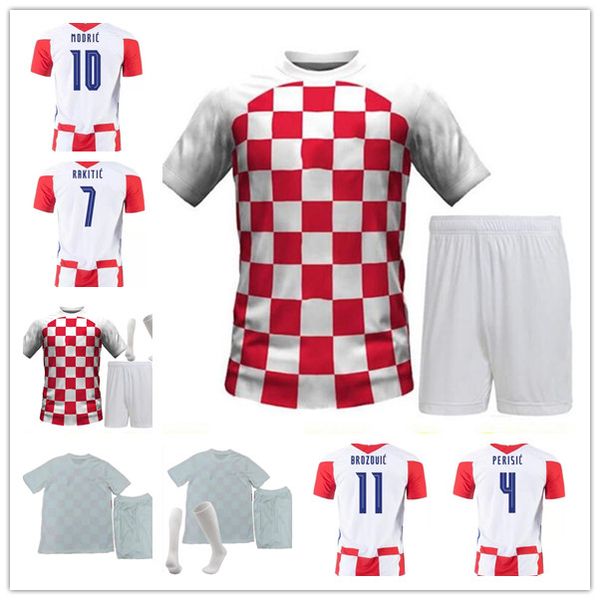 

fans+player modric mandzukic soccer jerseys croacia national team 2021 2022 camisetas de fÃºtbol perisic rakitic kovacic pre match men kids k, Black;yellow