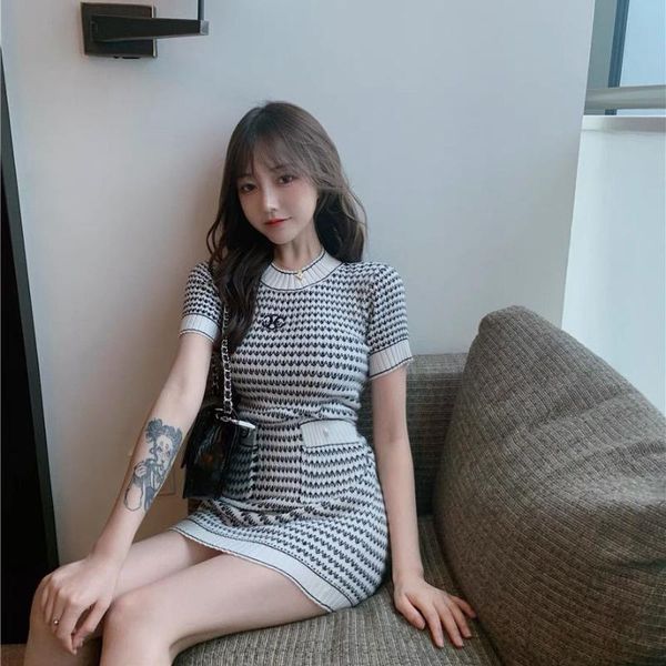 

party dresses 2022 small fragrance striped knitted dress women's summer waist slim girl temperament casual skirt, White;black