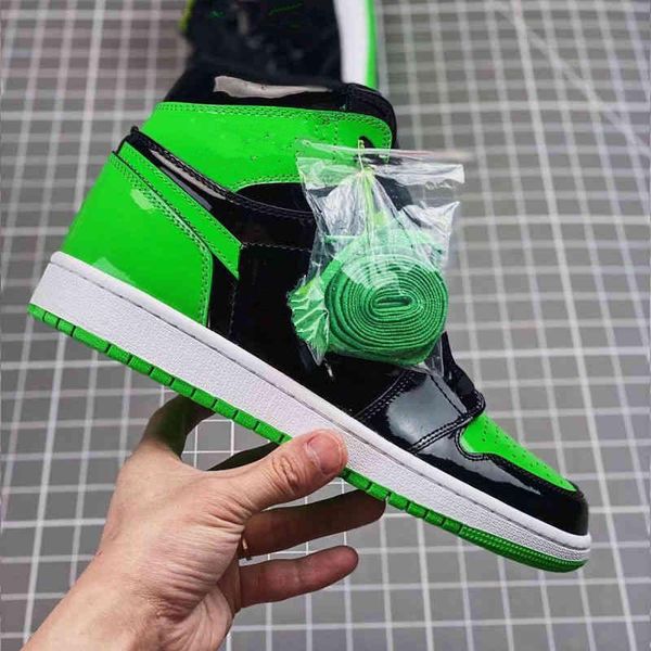 

1s high og black green patent leather basketball shoes men's women's 1 patent bred blue unc sneakers, with extra laces