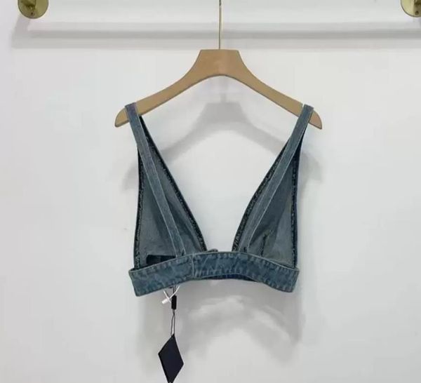 moda di lusso da donna designer magliette intimo con distintivo triangolo in metallo sexy top a tubo con imbracatura in denim a V profonda abbigliamento donna