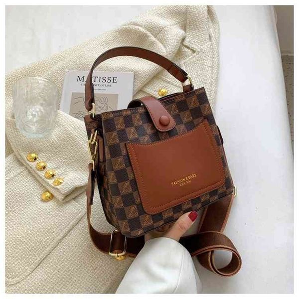 

store 90% off this year's popular design sense female minority autumn and winter texture portable bucket bags