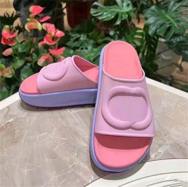 

2022 fashion classic slippers designer casual slippers for womens slides pink summer latest thick soled sandals beach flat comfortable women, Black