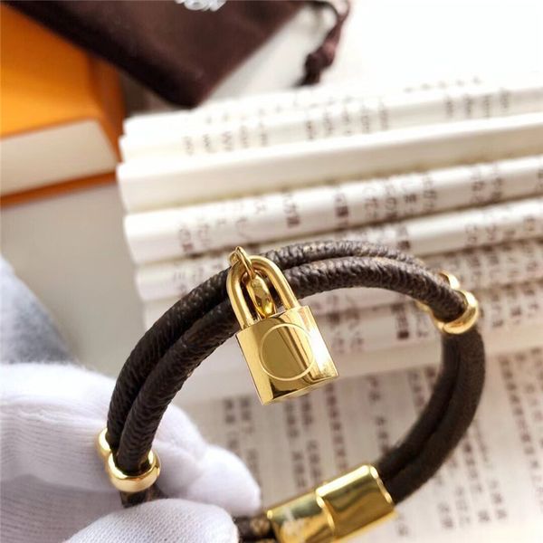 

2023 fashion round brown pu leather bracelet with metal lock head in gift retail box stock sl05, Golden;silver