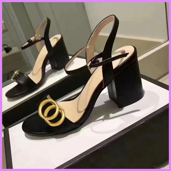 Sandálias de salto alto clássico Moda Moda Mulheres Dança Sapato Designer Sexy Heels Senhora Senhora Metal Cinto De Cinto Tênis Tênis G224131F