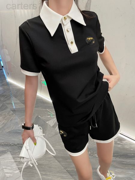 

two piece dress designer ce arc de triomphe decorative color contrast lapel short sleeve t-shirt 2021 summer autumn new high waist casual sh, White