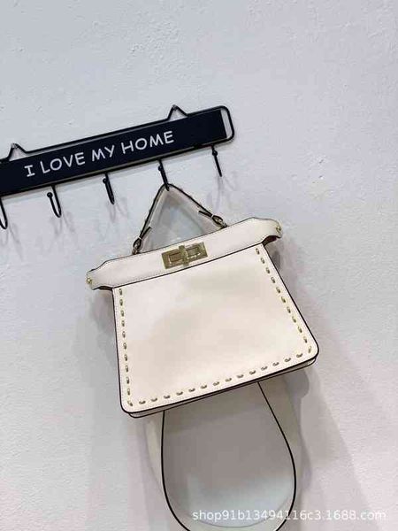 

fashion new ladies luxury brand bag designer 2022 versatile portable single shoulder msenger women's leisure trend