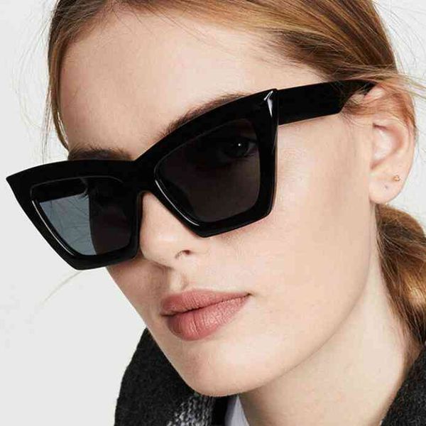 

qmoon black color pc fashion trendy girls cateye sunglass for women, White;black