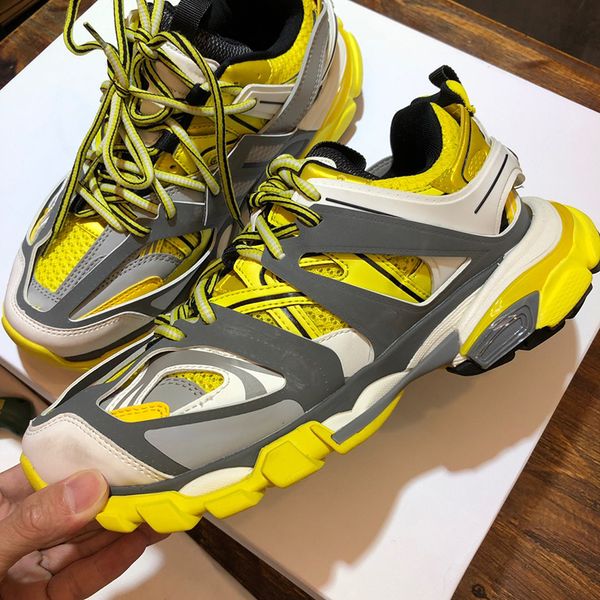 

2022 paris 3.0 track s shoes clunky triple sneakers men women white pink 3m grey beige orange blue platform tess 18ss update ve, Black