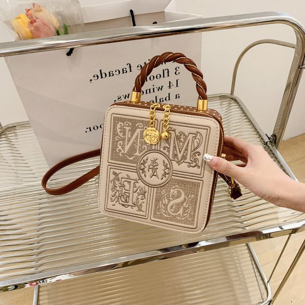 

new designer bags light luxury embroidered thread women single room portable messenger small square box