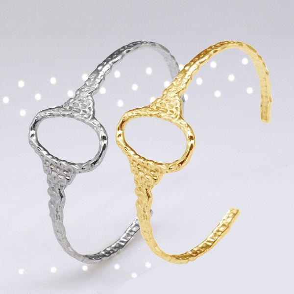 

bracelet shaped opening hollowed out oval minority stainless steel bracelet women's accessories, Golden;silver