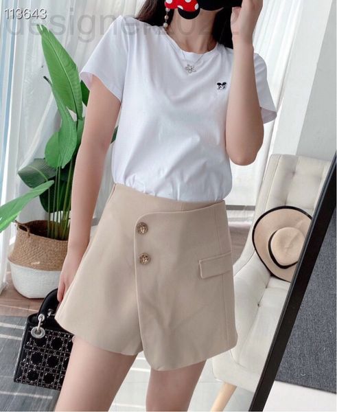 

women's shorts designer the style of spring and summer 22 is small, tall thin, high waist fashion casual shorts irregular women's, White;black