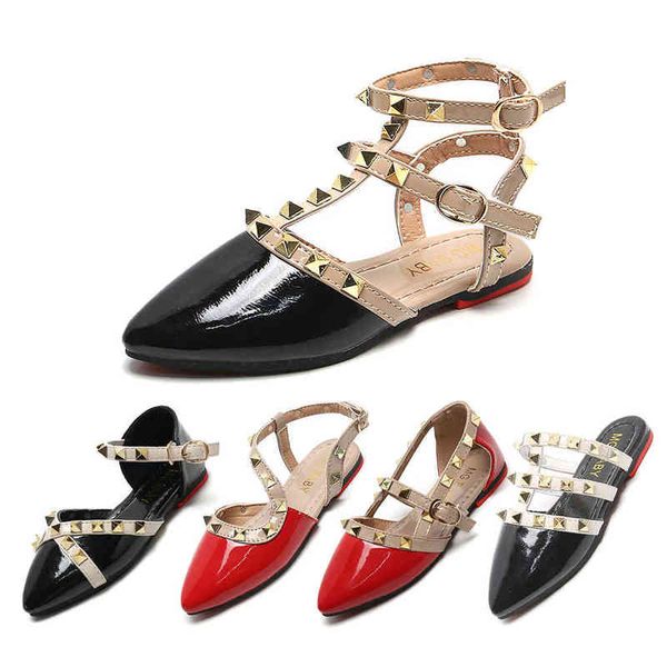 

girls sandals 2022 summer children rivet princess shoes soft flat bottom breathable waterproof beach shoes kids footwears g220418, Black;red
