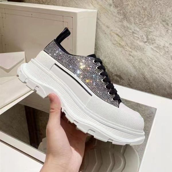 

channel 2023reflective height reaction sneakers casual shoes triple black white multi-color suede red blue yellow fluo tan men women trainer