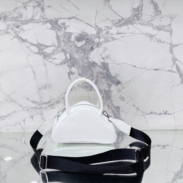 

spring and summer new fashion triangle shoulder bag women's leather large capacity 25cm famous brand handbag luxury 4 colors optional m