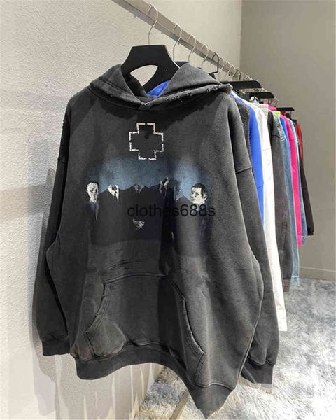 

designer men sweaters balencaigas's hoodies 22fw autumn and winter new heavy industry washing water used h worn couple german chariot f, Black